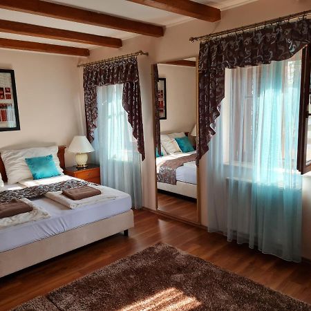 Bed and Breakfast Toroes Panzio Szabolcs Exterior foto