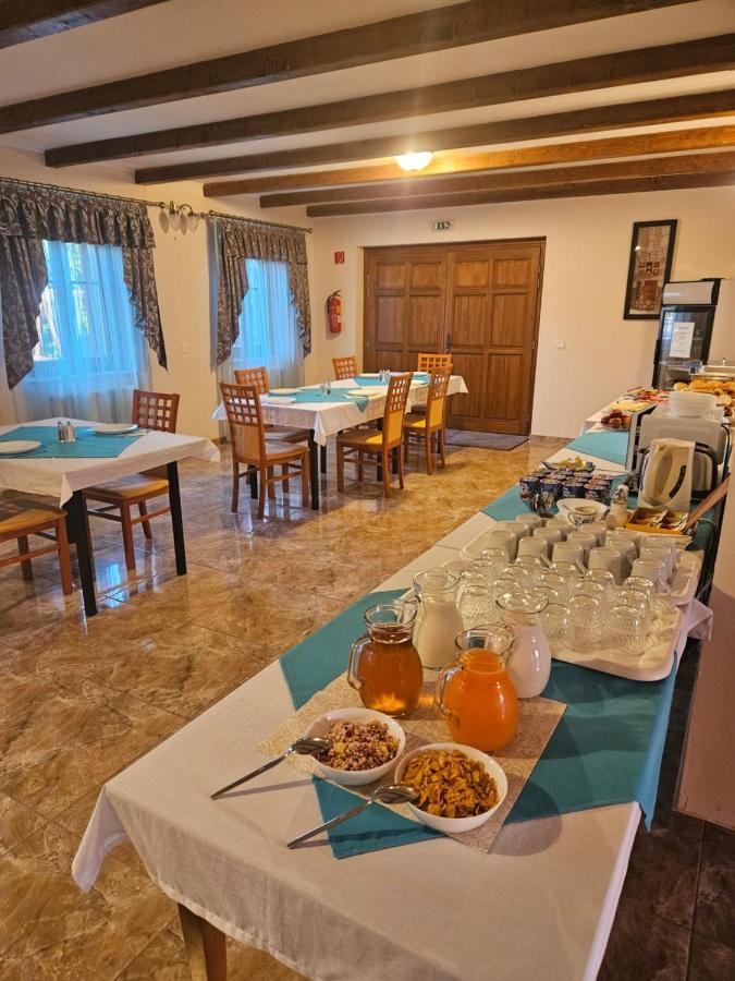 Bed and Breakfast Toroes Panzio Szabolcs Exterior foto